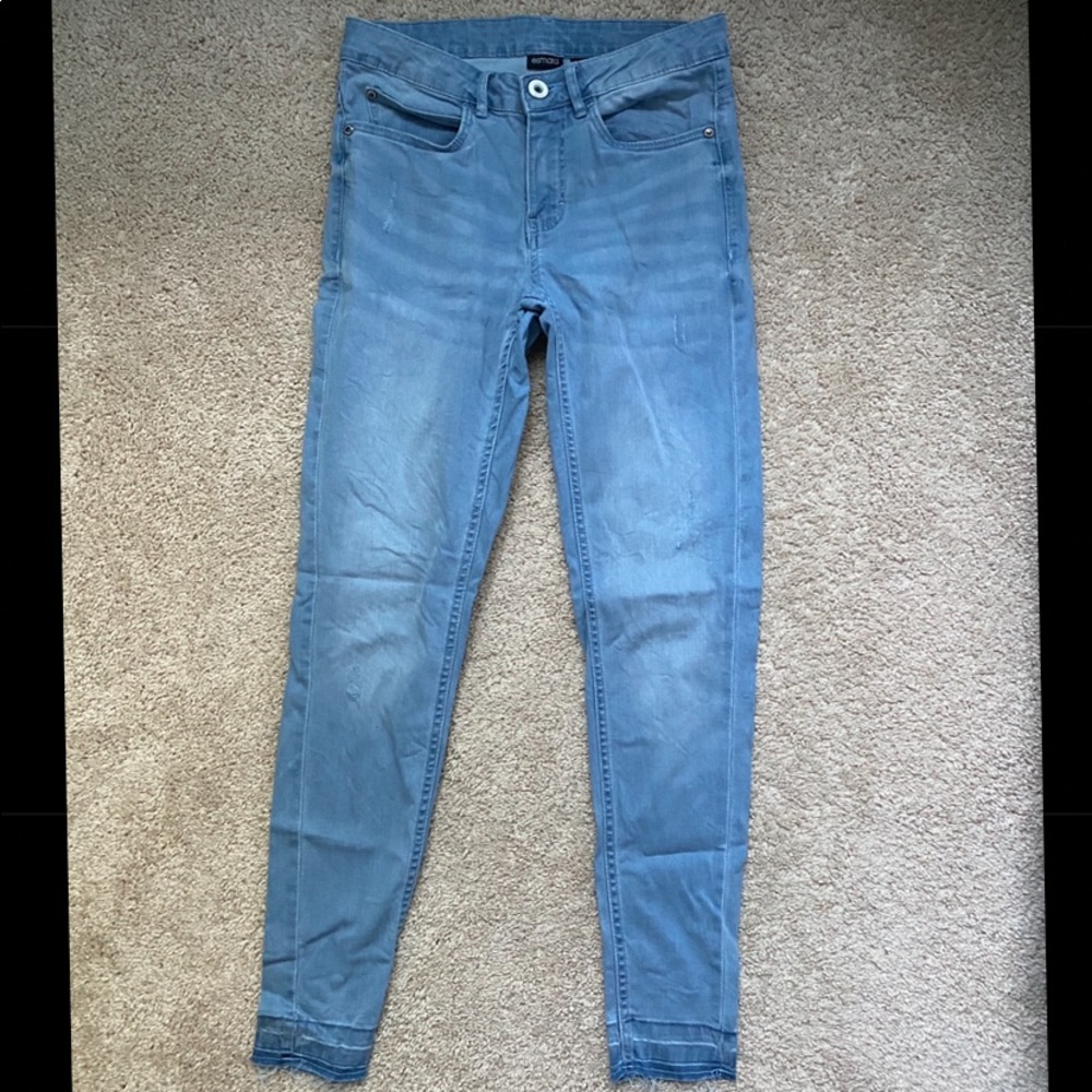 Light wash jeans